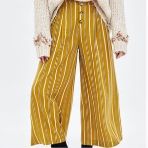 Zara wise leg crop pants